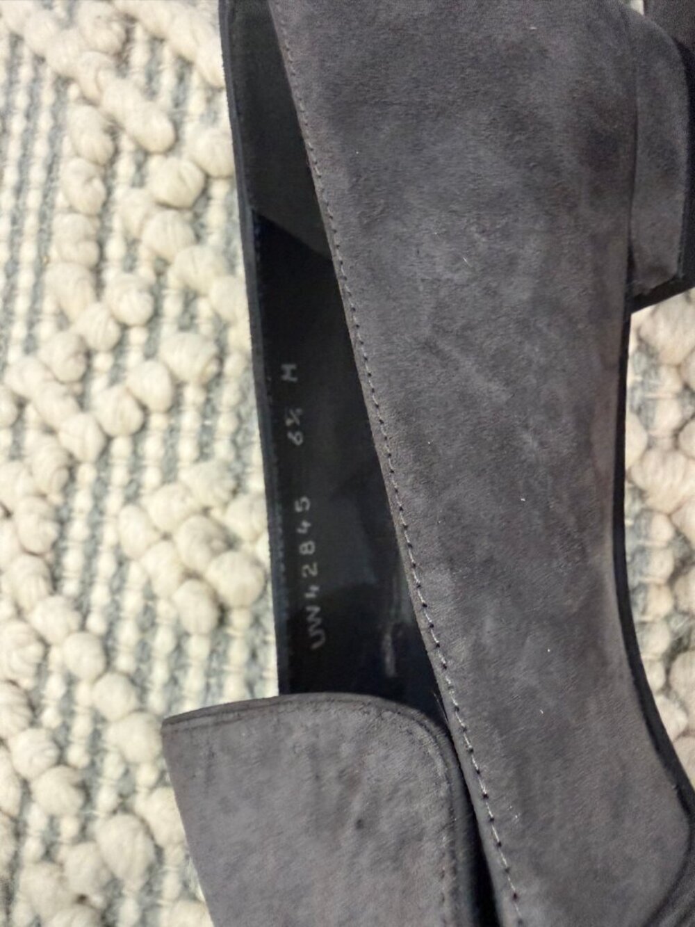 Stuart Weitzman Pipelopez Slate Gray Suede Pointed Toe Loafers 6.5B with Box